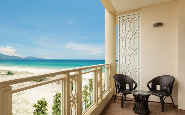 Sheraton Grand Danang Beach Resort & Spa