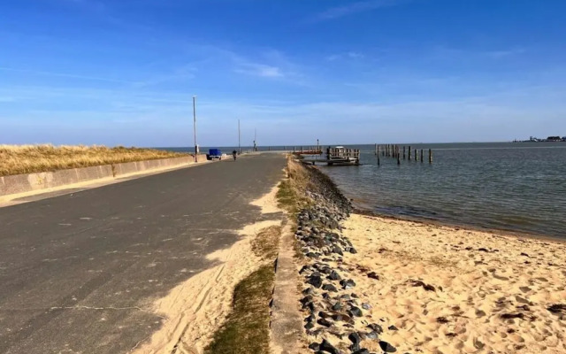 Langeness Modern Retreat