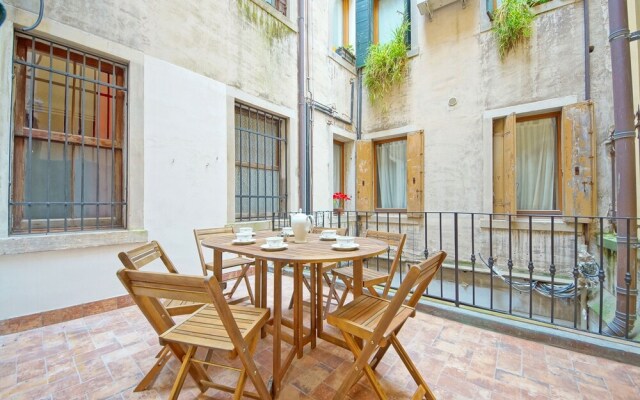 DolceVita Apartments N. 374