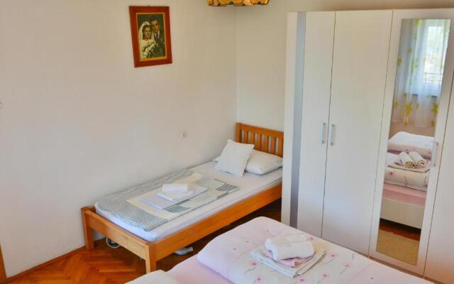 Apartment Skale