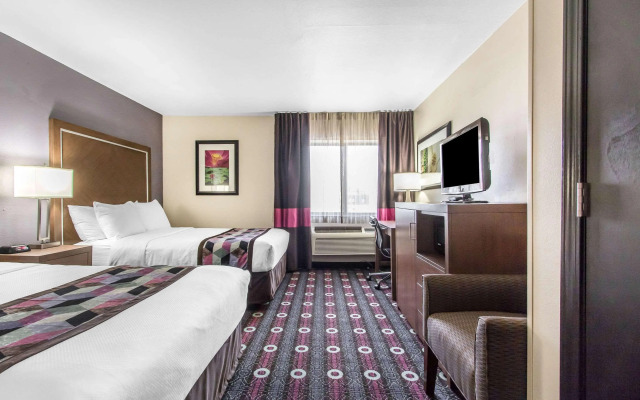 Comfort Inn Tulsa Midtown