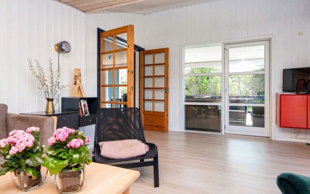 10 Person Holiday Home in Glesborg-by Traum