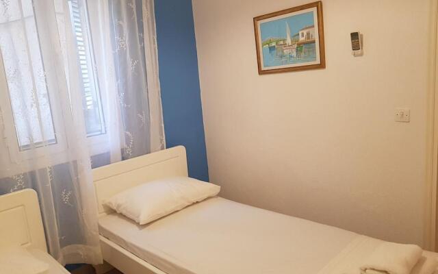 Menigos A2no.87 Seaview 2 Bedroom