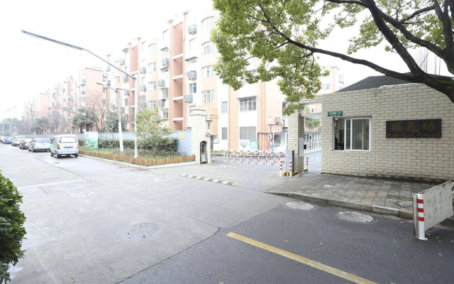 Century Home Service Apartment