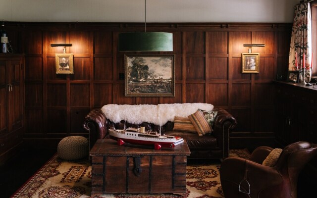 Wallingford Homestead