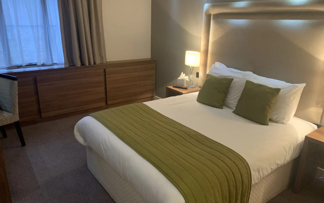 The Dukes Head Hotel