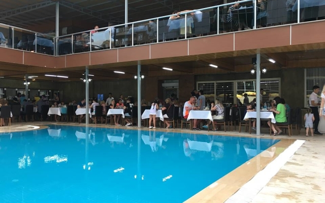 Klas More Beach Hotel