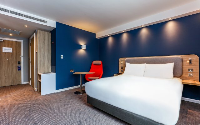 Holiday Inn Express & Suites Basel Allschwil, an IHG Hotel
