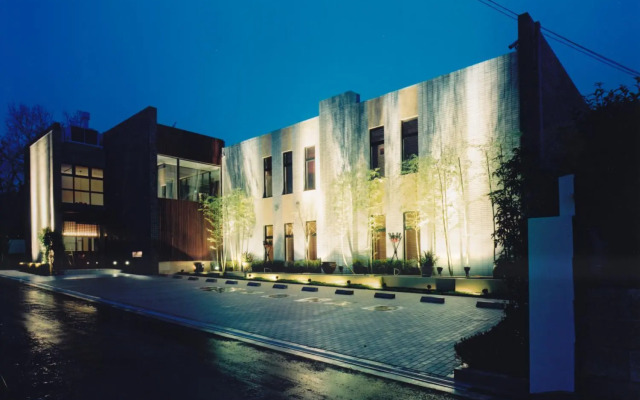 Hotel Allamanda