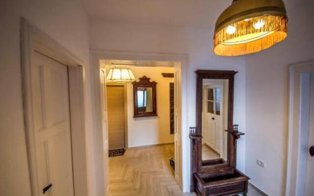 OH Apartments & Rooms