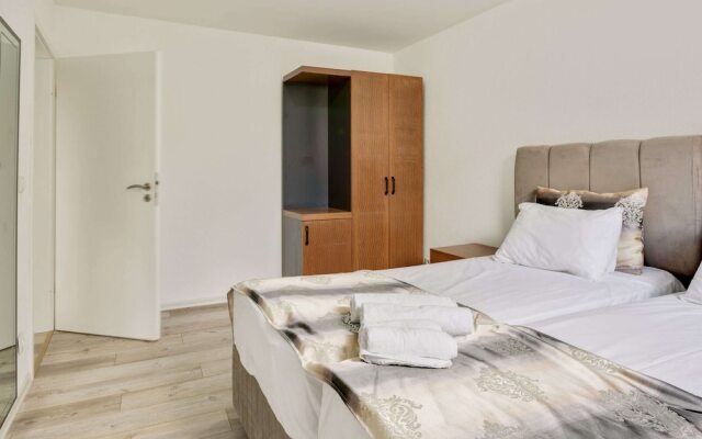 Pleasant Apartment in Oberhausen With a Terrace