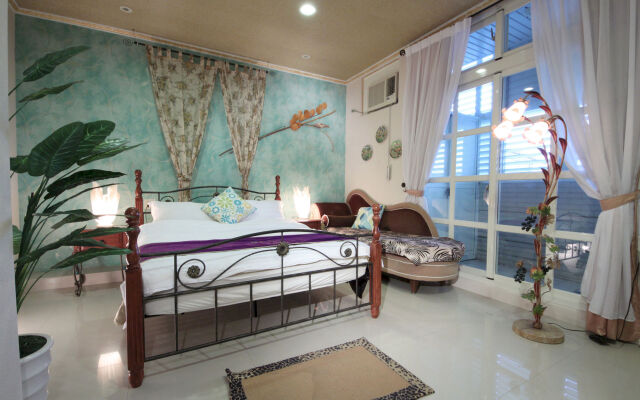 Avica B&B