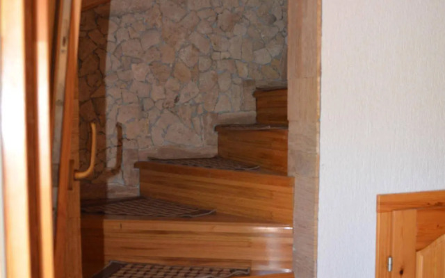 Rustic Inn River 2