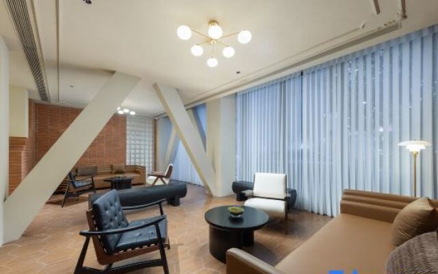 Atour Hotel Shanghai  Jing'an IMIX Park