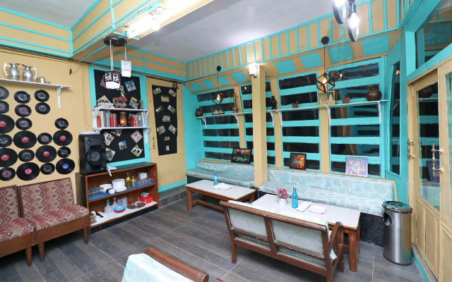 OYO 12222 Hotel Silverton