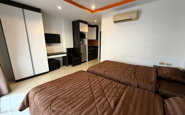 Modern Pool-view Studio With Balcony - Nordic Vip3, Pratumnak Hill