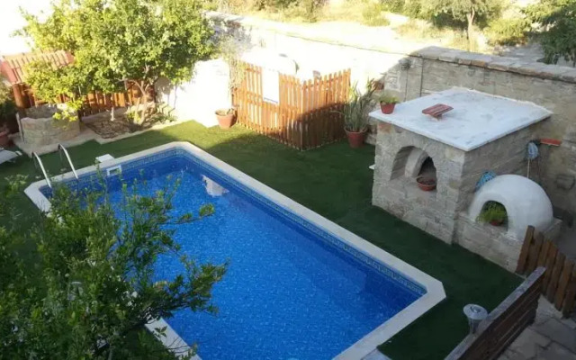 Kalogirou House