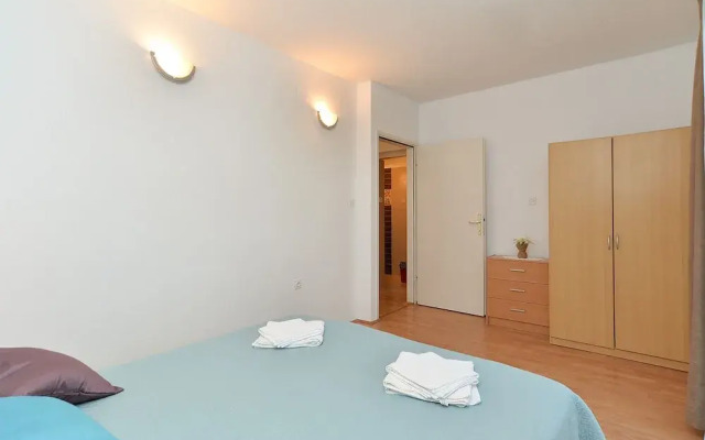 Apartment 358
