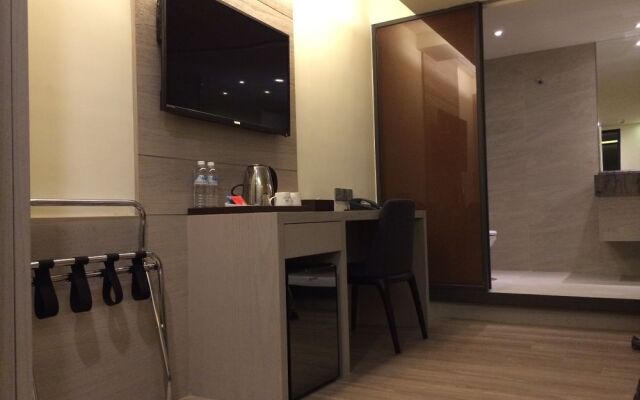 Hub Hotel Kaohsiung Yawan Branch