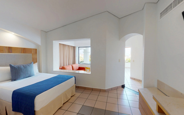 Park Royal Beach Huatulco – All Inclusive