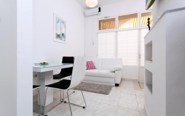Apartment Modern Studio Near Žnjan Beach