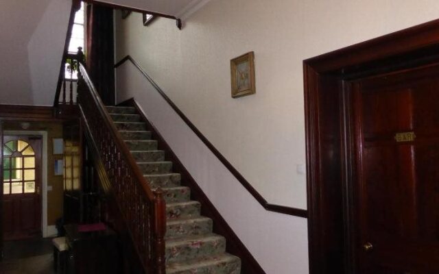 Woodlands Country House