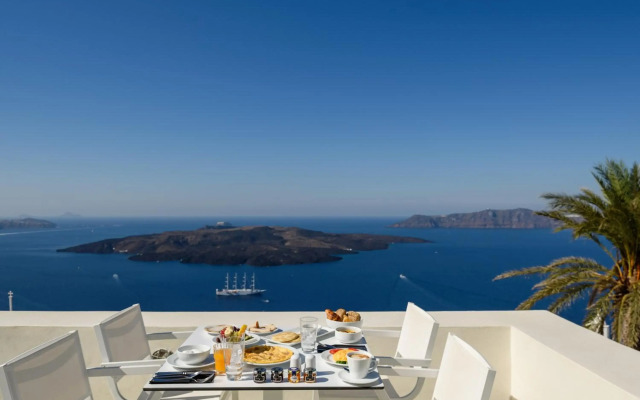 Pantelia Suites