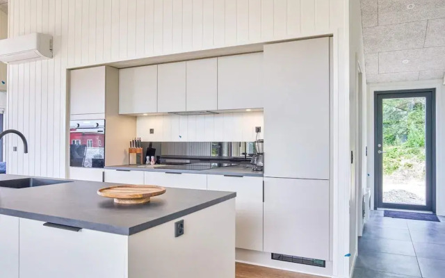 5 Star Holiday Home in Ronne