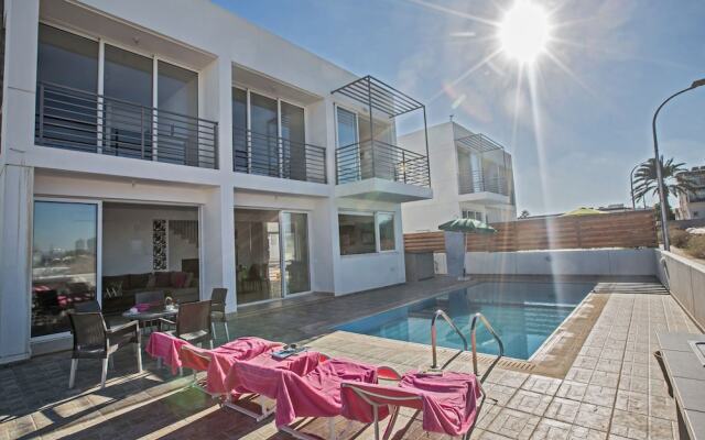 Protaras Pearl Villa Pe16