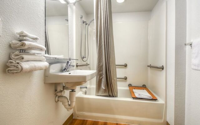 Motel 6 Los Angeles - Norwalk