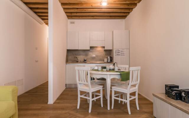 Mazzoni 10 Modern Flat