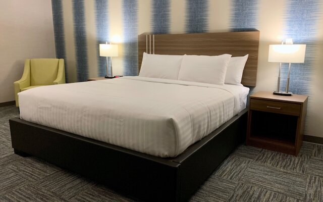 Meridian Inn & Suites Regina Airport