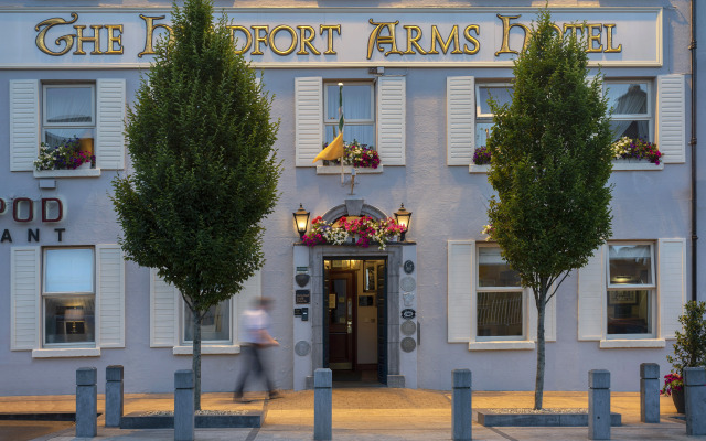 Headfort Arms Hotel