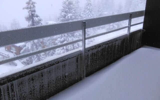 Apartment With one Bedroom in Chamrousse, With Wonderful Mountain View