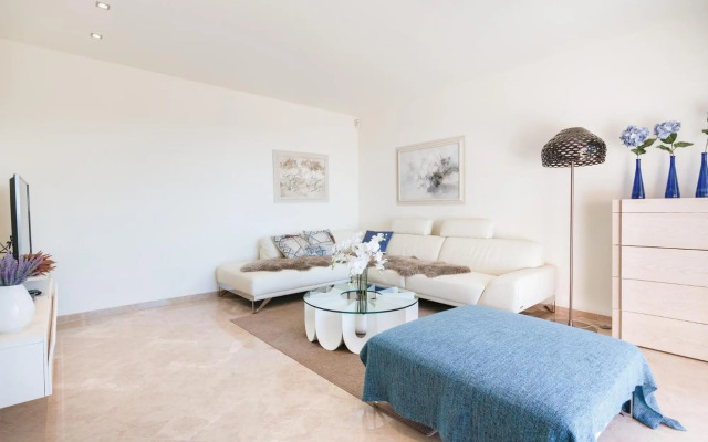 Alzaro 1-2 DELUXE SEA VIEW & JACUZZI 3B