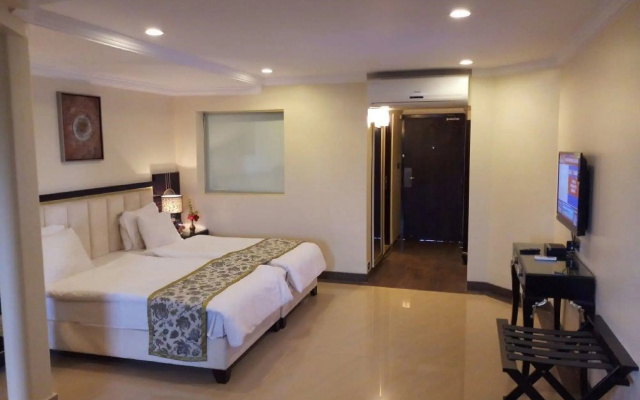 WelcomHeritage Connaught House, Mount Abu – Guest Rooms – Mount Abu