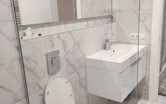 NEW modern apartment