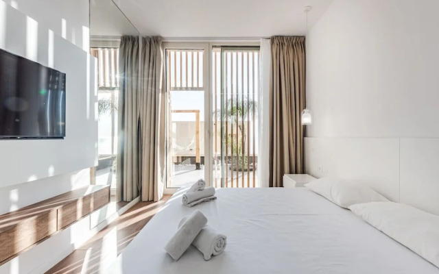 Seaside Retreat Green Coast