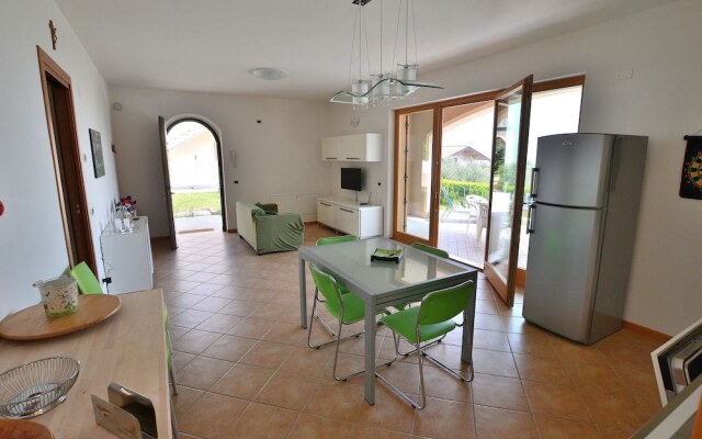 Apartment Fabiola With Pool Lake View