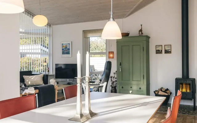 5 Star Holiday Home in Hals