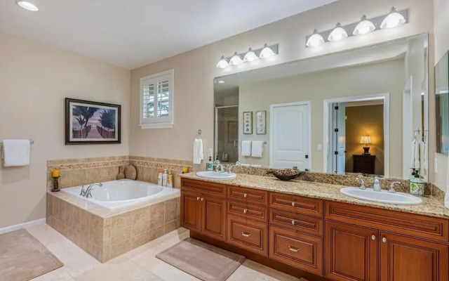 Nihilani 4a 3 Bedroom Townhouse by RedAwning