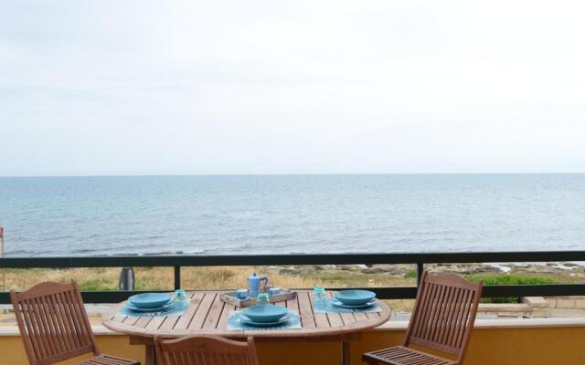 IzzHome Bella Vista