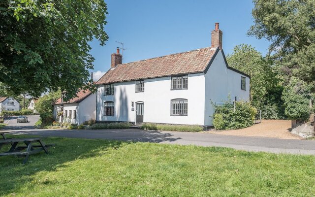 The Pond House, Westleton