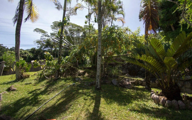 Lemongrass Lodge