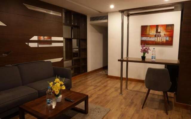 Hotel PVK Grand