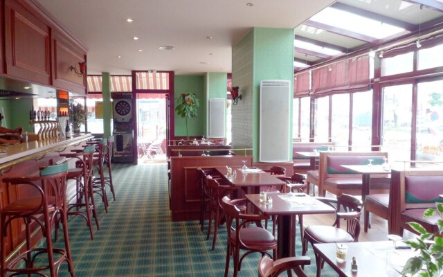 Hôtel & Restaurant Le Cardinal