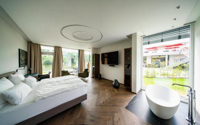 MotelplusHotel BiggeSeeFront