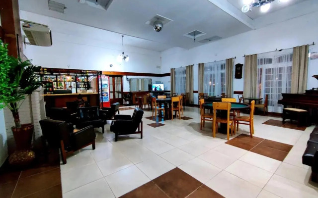 Hotel Colonial Semiramis