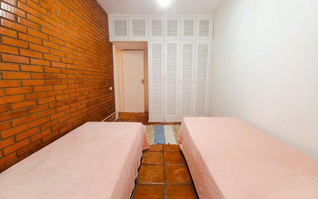 Casa Jardim 5quartos - Churrasqueira e Wi-fi
