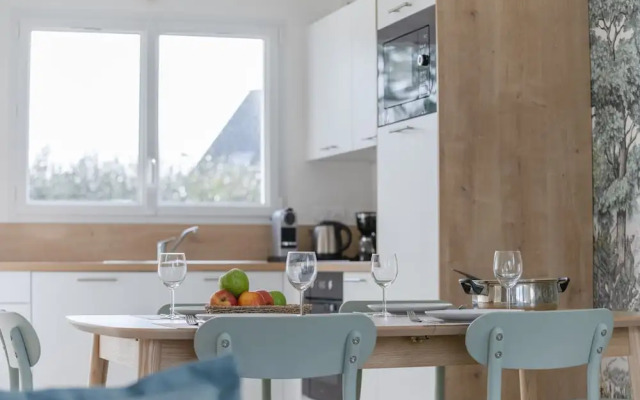 Charming House 300m From the sea